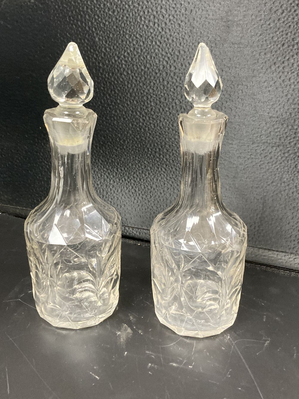 A pair of Dutch cut glass cruet bottles, late 18th century, 21.5cm